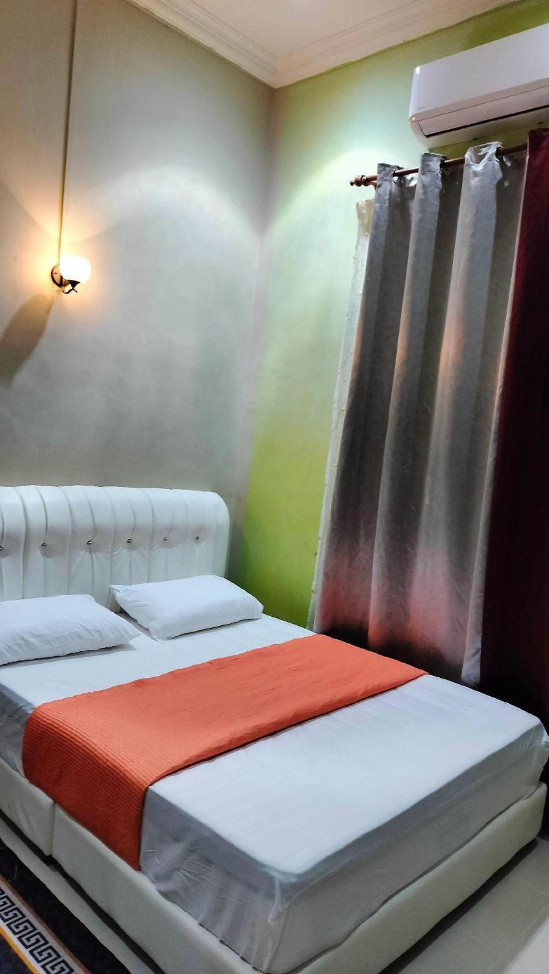 Zr Homestay Джитра Екстериор снимка